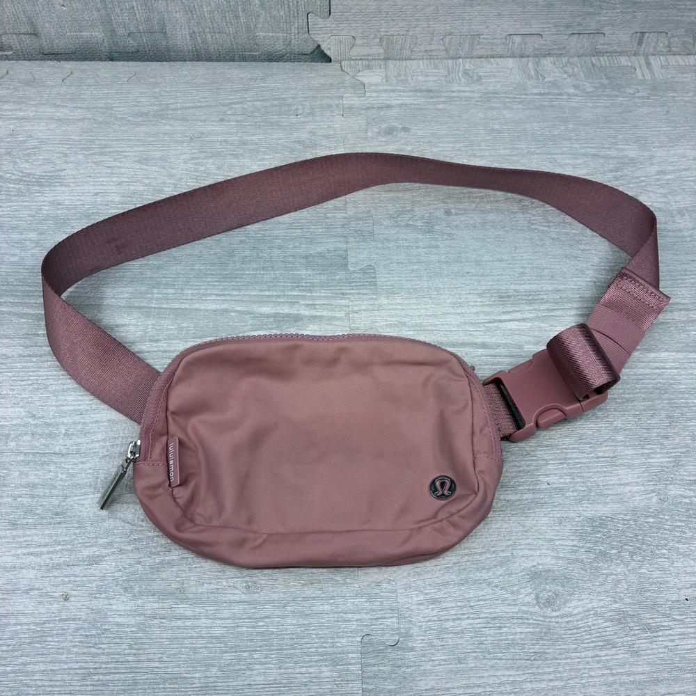 Lululemon Everywhere Belt Bag Women's O/S Pink Nylon Crossbody Fanny Pack